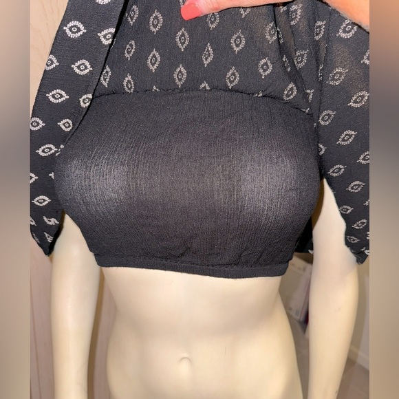 EARTHBOUND FLOUNCE SLEEVE OFF SHOULDER BOHO BLUE GEO PRINT FLOWY CROP M - Picture 6 of 12